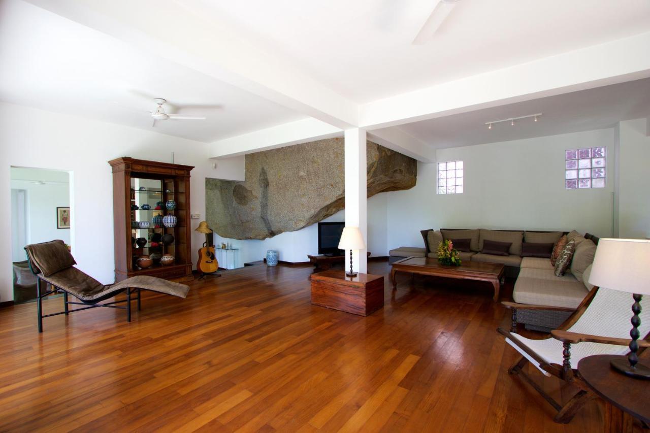 Hillcrest Villas Glacis  Bagian luar foto
